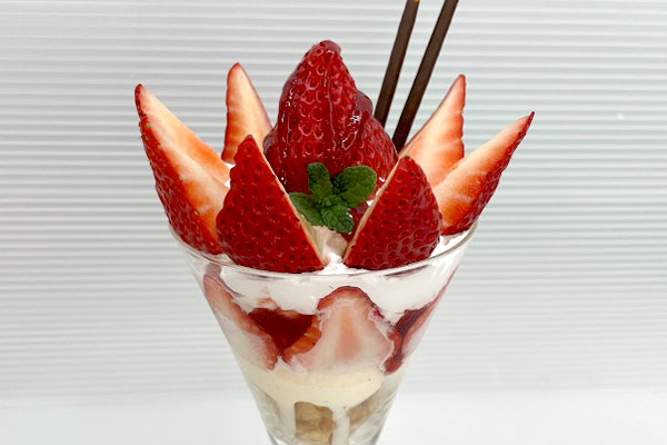 パフェ大